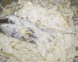 A picture of step 6 of Zinger burger.