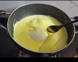 शाही केसर रबड़ी कुल्फ़ी (shahi kesar rabri kulfi recipe in Hindi) रेसिपी चरण 2 फोटो