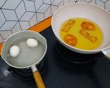 Foto langkah ke 2 dari resep Indomie Nyemek mix Daun Gingseng Jawa.