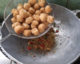 Foto langkah ke 4 dari resep Tahu Krispi Cabe Bawang.