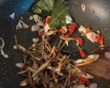 Foto langkah ke 3 dari resep Tumis Daun Pepaya.