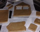 Foto del paso 14 de la receta: Mi casita de jengibre, chocolate y glasé!!🏠🎄🎄🎇