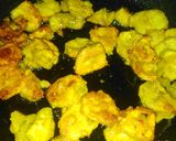 A picture of step 2 of Raw banana vegetable.