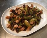 Une image de l'étape 15 de Saucisses fumées aux poivrons verts, tomates séchées et courgette.