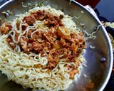 A picture of step 8 of Karahi Noodles.