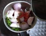 A picture of step 2 of Green garlic chutney.