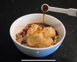 Hình bước làm 2 của món Protein balls
