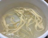 A picture of step 4 of Walnut noodles.