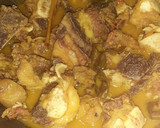 Foto langkah ke 3 dari resep Balungan Sapi Masak Kuning.