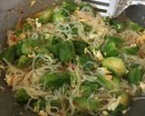 Foto langkah ke 3 dari resep Tumis oyong soun.