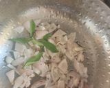 A picture of step 4 of Snake gourd ki sabji.