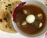A picture of step 14 of Beef 🥩 Badami koftay with naan.