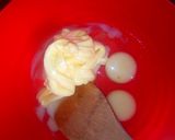 A picture of step 2 of Nomal cake.