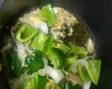 A picture of step 5 of Veg Fried Rice With Chilli Chicken.