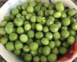 A picture of step 1 of Smashed peas on toast.