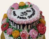 Foto langkah ke 5 dari resep Buttercream Kokoh (ekonomis tapi enak).