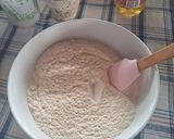 Foto del paso 4 de la receta: Pizza clásica con mucho tomates🍅🍅🍕