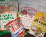 Foto langkah ke 1 dari resep Adonan Tepung Crispy Serbaguna.
