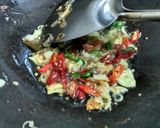 Foto langkah ke 3 dari resep Udang + tahu kecap.