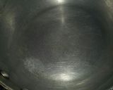 A picture of step 1 of Anar ki chutney.