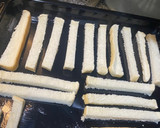 Foto langkah ke 2 dari resep Choco bread stick.