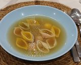 Foto del paso 5 de la receta: Sopa de Conchas y Carne de Cocido con Tomate