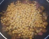 Foto del paso 3 de la receta: Ensalada templada de pato y garbanzos