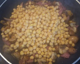 Foto del paso 3 de la receta: Ensalada templada de pato y garbanzos