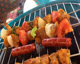 Foto del paso 3 de la receta: Pinchos morunos con verduras🍡🍗🍢🍅