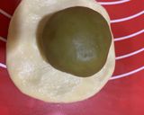Foto langkah ke 7 dari resep Greentea Flaky Mooncake.