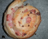 A picture of step 6 of Bacon & cheese Scrolls.