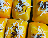 Foto langkah ke 4 dari resep Bolen Pisang Keju Coklat.