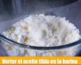 Foto del paso 3 de la receta: Bizcocho tembloroso