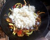 Foto del paso 4 de la receta: Salmón al woock, con vegetales y arroz. #delantaldorado