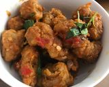 Foto langkah ke 6 dari resep Cumi goreng tepung pedas sambal daun kemangi.