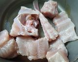 Foto langkah ke 1 dari resep Mangut Ikan Pari.