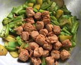 A picture of step 6 of Soya Chunks Ridge Gourd Curry.