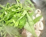 Gambar langkah 4 resipi 👩‍🍳Sotong Tumis Kangkung.