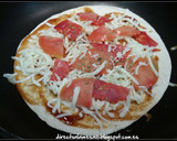 Foto del paso 1 de la receta: Pizza en sartén con tortillas de trigo