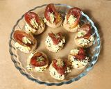 Foto del paso 6 de la receta: 🍹 Canapé de leberwurst y verdeo 🍹