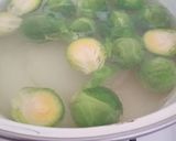 Foto del paso 1 de la receta: Ensalada caliente de repollitos de Bruselas
