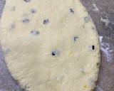 Foto del paso 2 de la receta: Scones dulces con pasas de uva