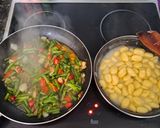 Foto del paso 2 de la receta: Gnocchi con verduras y Pechuga de pollo...🐥