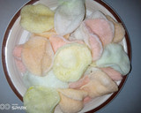 A picture of step 2 of Prawn crackers.