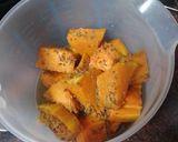 Foto del paso 2 de la receta: Buñuelos de calabaza asada y castañas con natillas