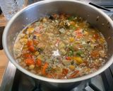 Une image de l'étape 26 de Soupe de lentilles aux tomates, poivrons et bouillon de gambas.