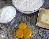 Foto del paso 1 de la receta: Alfajores de maicena de Doña Petrona