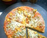 देसी वेज चीज़ पिज़्ज़ा (Desi veg cheese pizza recipe in Hindi) रेसिपी चरण 5 फोटो