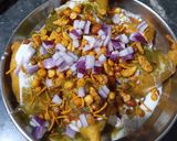 पालक पकौड़ी की चाट (Palak pakodi ki chaat recipe in hindi) रेसिपी चरण 4 फोटो