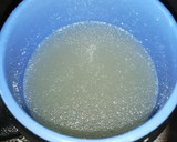 Foto del paso 1 de la receta: Gelatina de yogurt sabor durazno